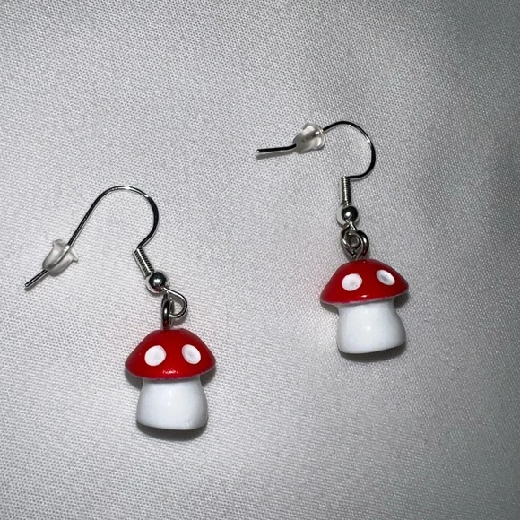 mushroom earrings🍄🫧🛸✨ - Picture 3 of 3